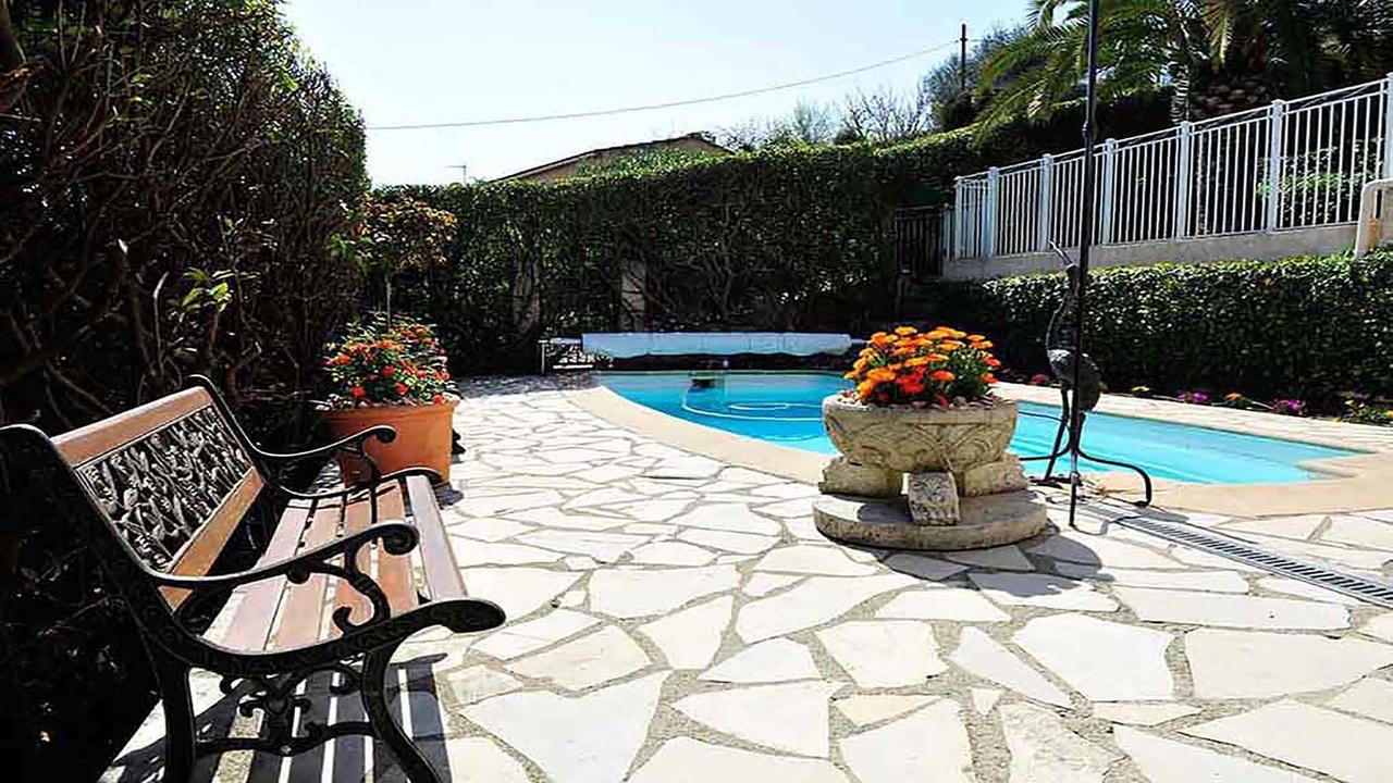 "La Valeriane" Apartment Grasse Luaran gambar